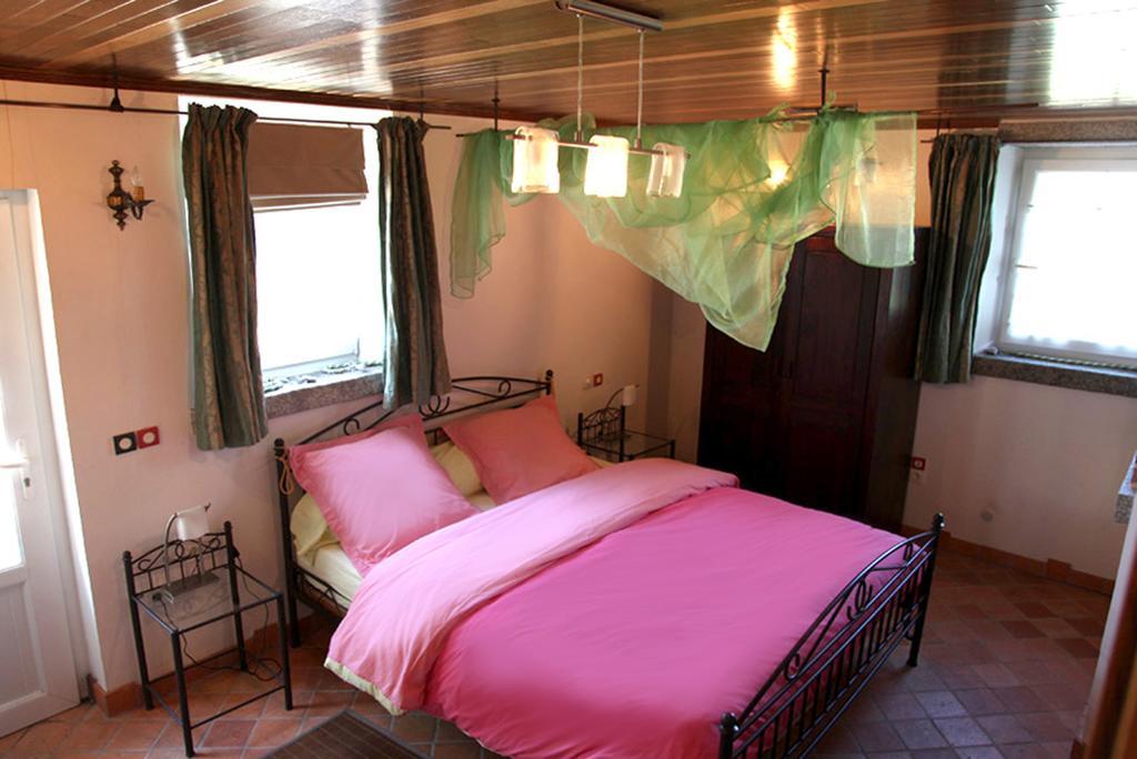 La Citadelle D'Hututu Bed & Breakfast Avesnes-sur-Helpe Ruang foto